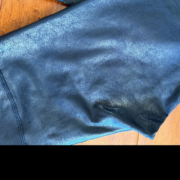 Offline by Aerie Leggings - Size Med - Faux Leather Look - Picture 3 of 7